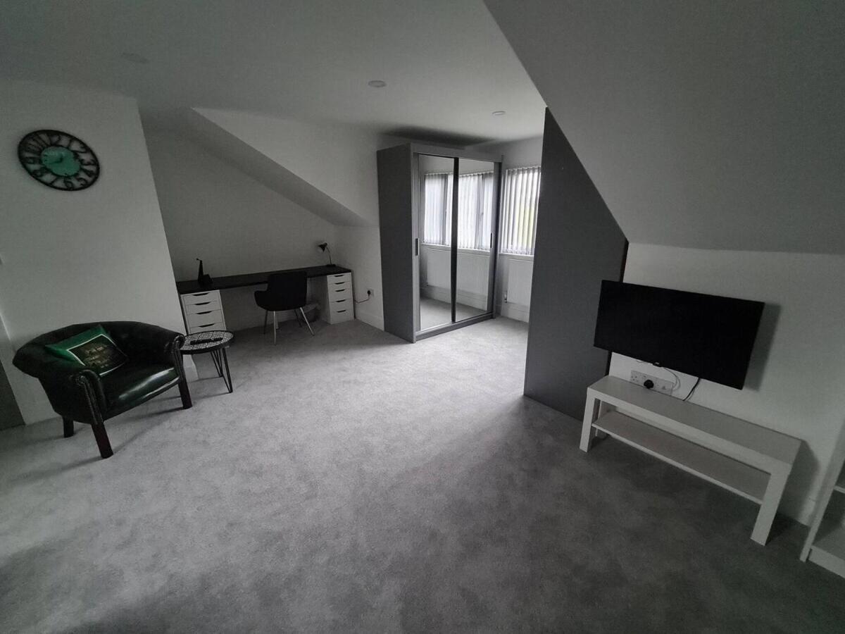 Sav 5 Bed Luxury Detached House In Leicester Humberstone Pokoj fotografie