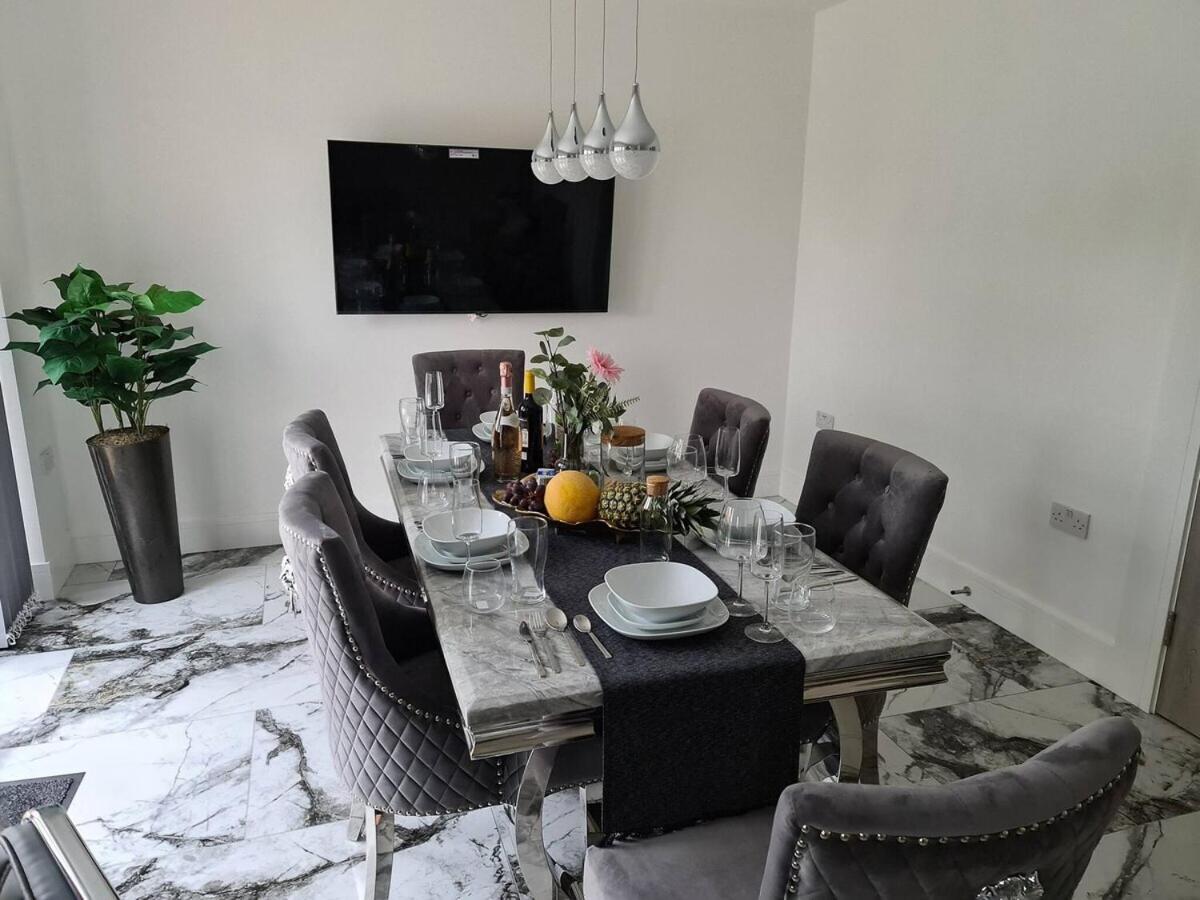 Sav 5 Bed Luxury Detached House In Leicester Humberstone Pokoj fotografie